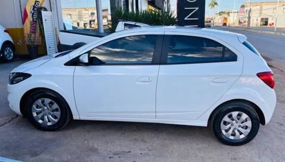 CHEVROLET ONIX 1.0 MPFI LT 8V FLEX 4P MANUAL